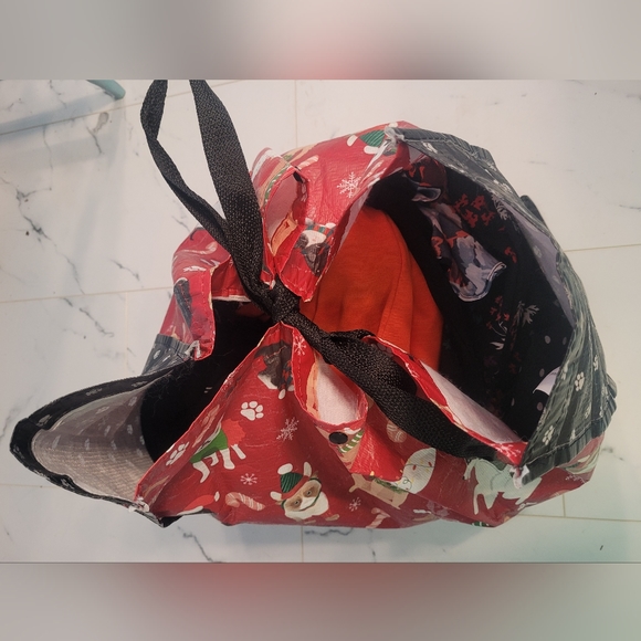 Surprise clothes bag!! ๐๐ - Picture 2 of 2